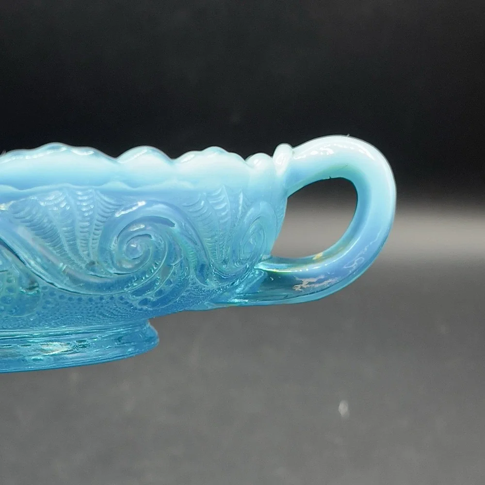 Antique Jefferson Glass Opalescent Blue Sea Spray Nappy Candy Dish w‎ Handle 6